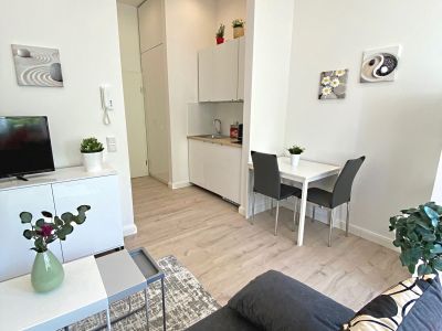 Sehr sch&ouml;n eingerichtetes 1-Zimmer Apartment in der Stadtmitte