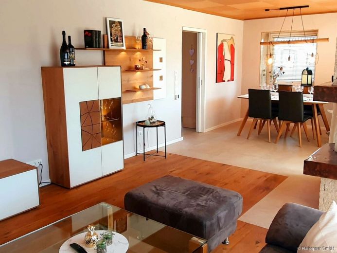 M&ouml;blierte 3-Zimmer-Wohnung mit Terrasse in Bruckm&uuml;hl