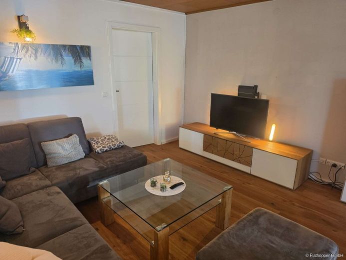 M&ouml;blierte 3-Zimmer-Wohnung mit Terrasse in Bruckm&uuml;hl