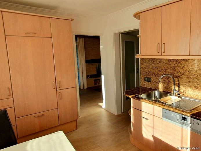 M&ouml;blierte 3-Zimmer-Wohnung mit Terrasse in Bruckm&uuml;hl