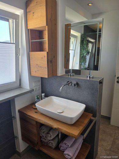 M&ouml;blierte 3-Zimmer-Wohnung mit Terrasse in Bruckm&uuml;hl
