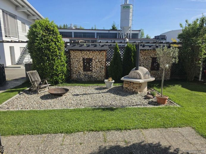 M&ouml;blierte 3-Zimmer-Wohnung mit Terrasse in Bruckm&uuml;hl