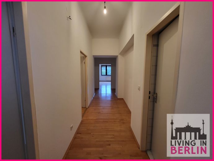 Gro&szlig;z&uuml;gige 5-Zimmer-Wohnung in Berlin-Steglitz - Befristet!