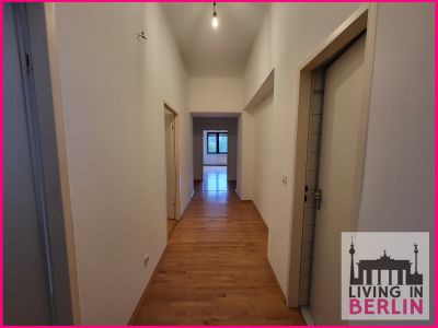 Gro&szlig;z&uuml;gige 5-Zimmer-Wohnung in Berlin-Steglitz - Befristet!