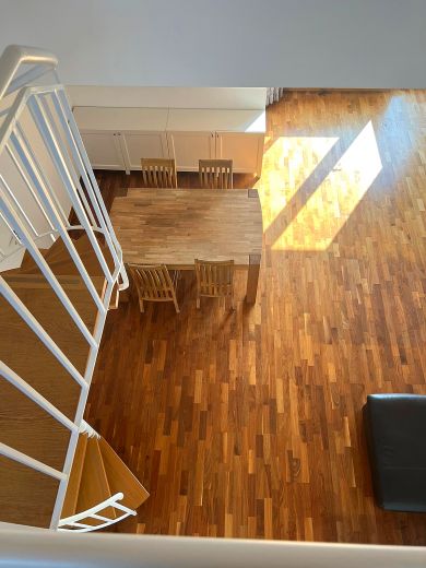 Helle 4,5 Zimmer-Penthaus-Wohnung mit Sonnenbalkon in Oberkassel/L&ouml;rick