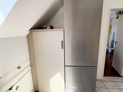 Helle 4,5 Zimmer-Penthaus-Wohnung mit Sonnenbalkon in Oberkassel/L&ouml;rick