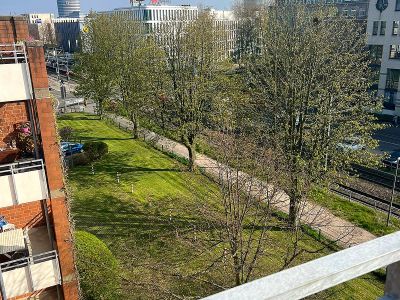 Helle 4-Zimmer-Wohnung in Oberkassel/L&ouml;rick