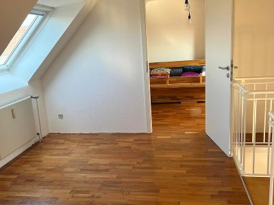 Helle 4-Zimmer-Wohnung in Oberkassel/L&ouml;rick