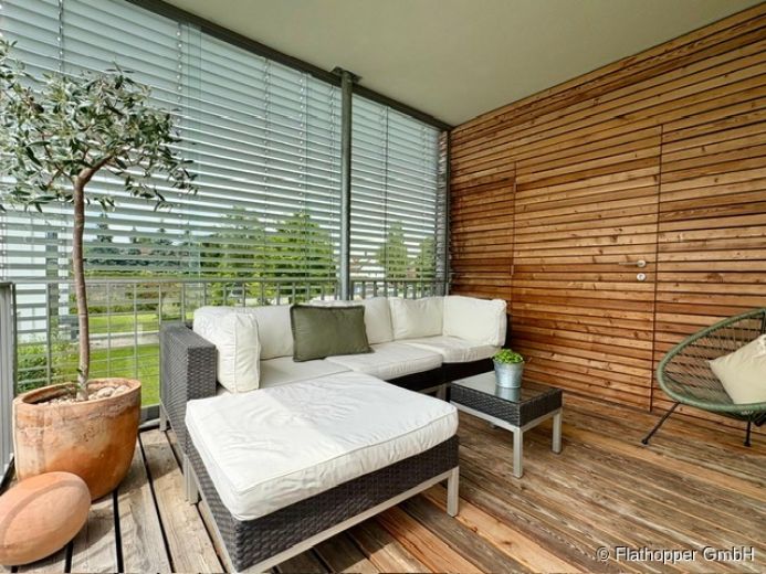 Hochwertige 3-Zimmer-Wohnung mit Balkon und Parkplatz in Schondorf am Ammersee nahe M&uuml;nchen