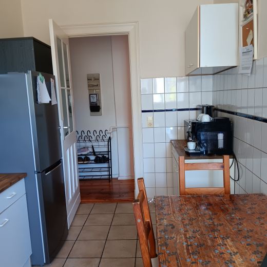 Sonnige m&ouml;blierte 2 Zimmer Wohnung in Sch&ouml;neberg zur Untermiete befristet