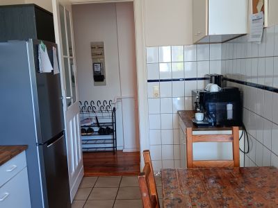 Sonnige m&ouml;blierte 2 Zimmer Wohnung in Sch&ouml;neberg zur Untermiete befristet