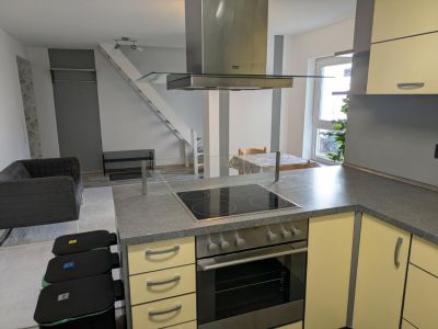 Ruhiges Hinterhaus mit eigenem Eingang und kostenlosem Parkplatz