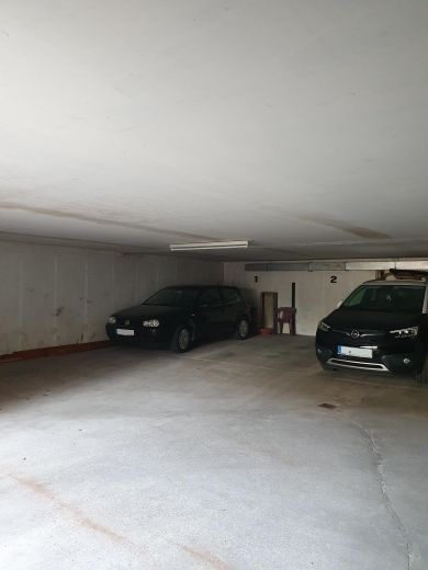 Tiefgaragenstellplatz