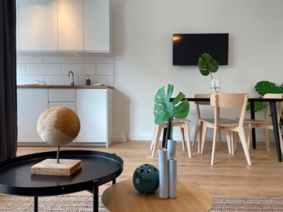 Hochwertig sanierte & m&ouml;blierte Wohnung mit Balkon