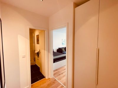 Hochwertig sanierte & m&ouml;blierte Wohnung mit Balkon