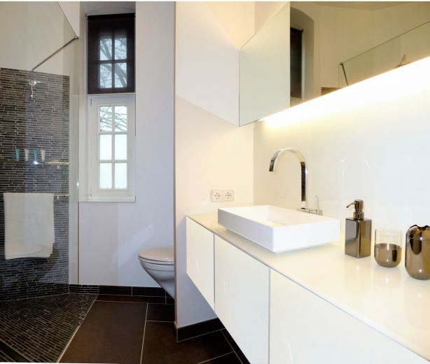 Wundersch&ouml;ne Wohnung in Top Lage von Oberkassel