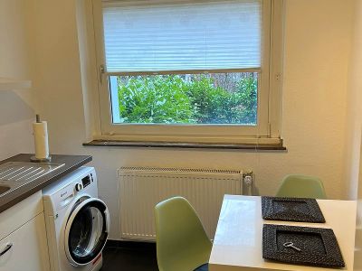 Hafen: moderne 3-Zimmer-Wohnung mit Balkon