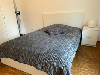 Hafen: moderne 3-Zimmer-Wohnung mit Balkon