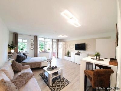 Modernes m&ouml;bliertes Apartment mit Balkon in Rosenheim
