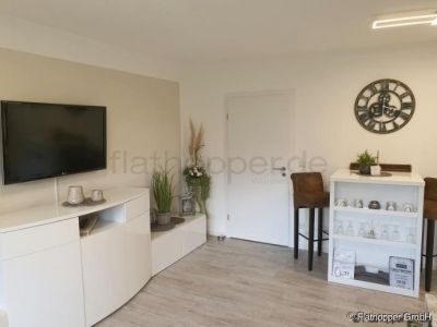 Modernes m&ouml;bliertes Apartment mit Balkon in Rosenheim