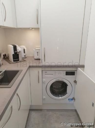 Modernes m&ouml;bliertes Apartment mit Balkon in Rosenheim