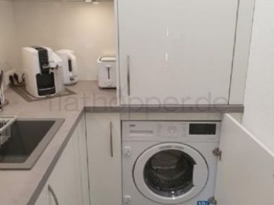 Modernes m&ouml;bliertes Apartment mit Balkon in Rosenheim