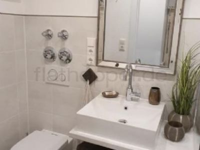 Modernes m&ouml;bliertes Apartment mit Balkon in Rosenheim