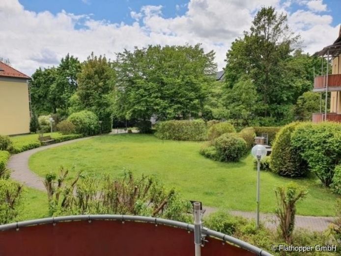 Modernes m&ouml;bliertes Apartment mit Balkon in Rosenheim