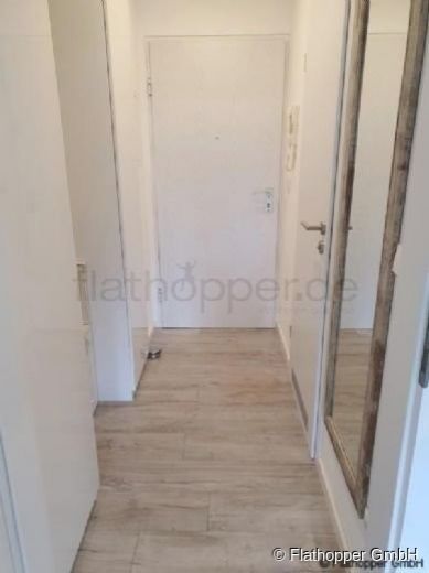 Modernes m&ouml;bliertes Apartment mit Balkon in Rosenheim