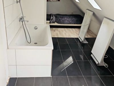 Single-Apartment in Pempelfort im 5. OG