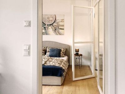 M&ouml;blierte 2-Zimmer-Wohnung mit Terrasse in Rosenheim
