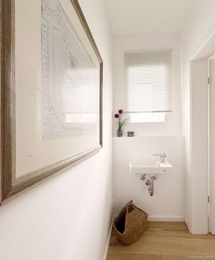 M&ouml;blierte 2-Zimmer-Wohnung mit Terrasse in Rosenheim