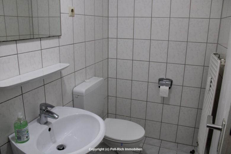 KLEIN ABER FEIN: Souterrainwohnung mit 1 Zimmer in Karlsruhe Neureut