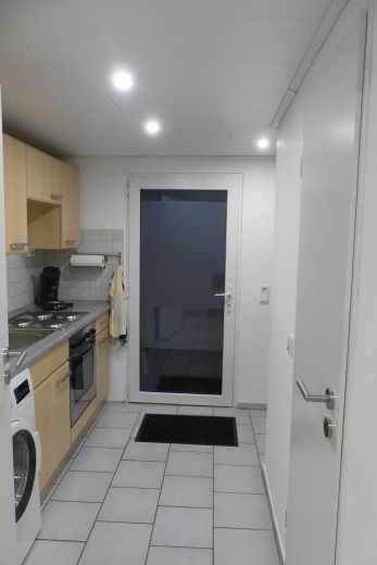 M&ouml;blierte Souterrain Wohnung 44m2 f&uuml;r Wochenendheimfahrer / Berufspendler