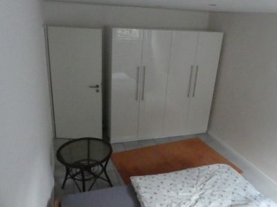 M&ouml;blierte Souterrain Wohnung 44m2 f&uuml;r Wochenendheimfahrer / Berufspendler
