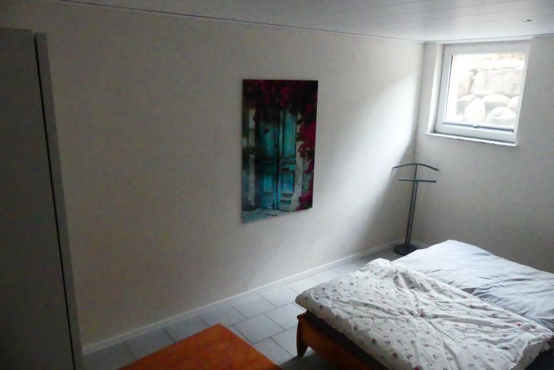 M&ouml;blierte Souterrain Wohnung 44m2 f&uuml;r Wochenendheimfahrer / Berufspendler