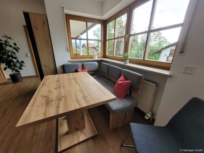 M&ouml;blierte 3-Zimmer-Maisonette-Wohnung in Miesbach