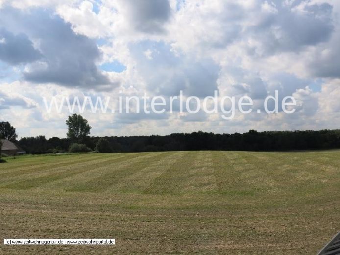 INTERLODGE Modern m&ouml;bliertes Apartment mit Wintergarten inD&uuml;sseldorf-Unterbach