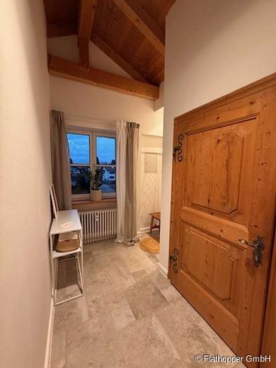 Sch&ouml;ne Dachgeschosswohnung in Kolbermoor Nord - direkt am Waldrand gelegen