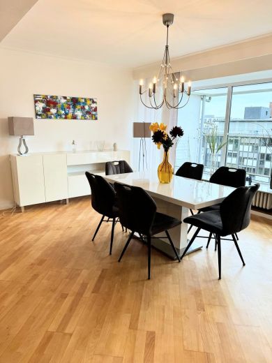 5 Zimmer-Wohnung mit Dachterrasse