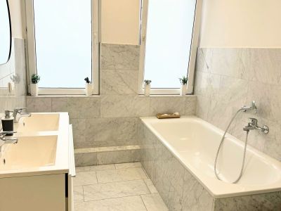 5 Zimmer-Wohnung mit Dachterrasse