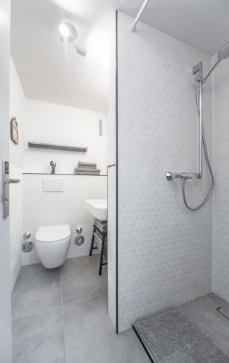*****Wundersch&ouml;nes m&ouml;bliertes Appartement mitten in Unterbilk*****