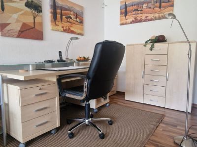 M&ouml;blierte 1,5-Zimmer-Wohnung in Essen-Holsterhausen &ndash; zentral & ruhig wohnen