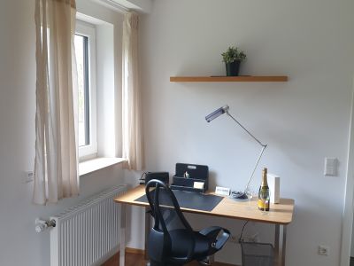 moderne m&ouml;blierte Wohnung f&uuml;r 1 Person mit Festanstellung in Bestlage am Cannstatter Memberg