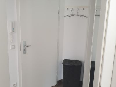 moderne m&ouml;blierte Wohnung f&uuml;r 1 Person mit Festanstellung in Bestlage am Cannstatter Memberg