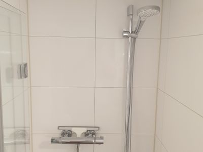 moderne m&ouml;blierte Wohnung f&uuml;r 1 Person mit Festanstellung in Bestlage am Cannstatter Memberg