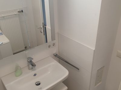 moderne m&ouml;blierte Wohnung f&uuml;r 1 Person mit Festanstellung in Bestlage am Cannstatter Memberg