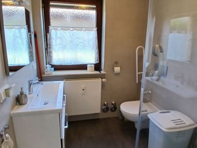Wundersch&ouml;ne 2-Zimmer-Wohnung mit eigenem Wintergarten