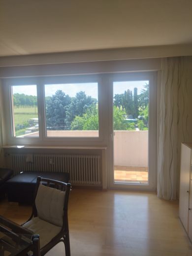 M&ouml;blierte befristete 2-Zimmerwohnung mit Balkon in Fellbach