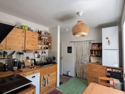 Wundersch&ouml;ne, gro&szlig;e Wohnung auf einem Burggel&auml;nde